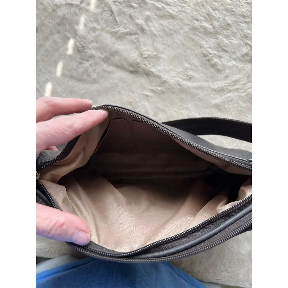 Gun Tote'n Mamas Women's Black Leather Concealed Carry Hobo Bag